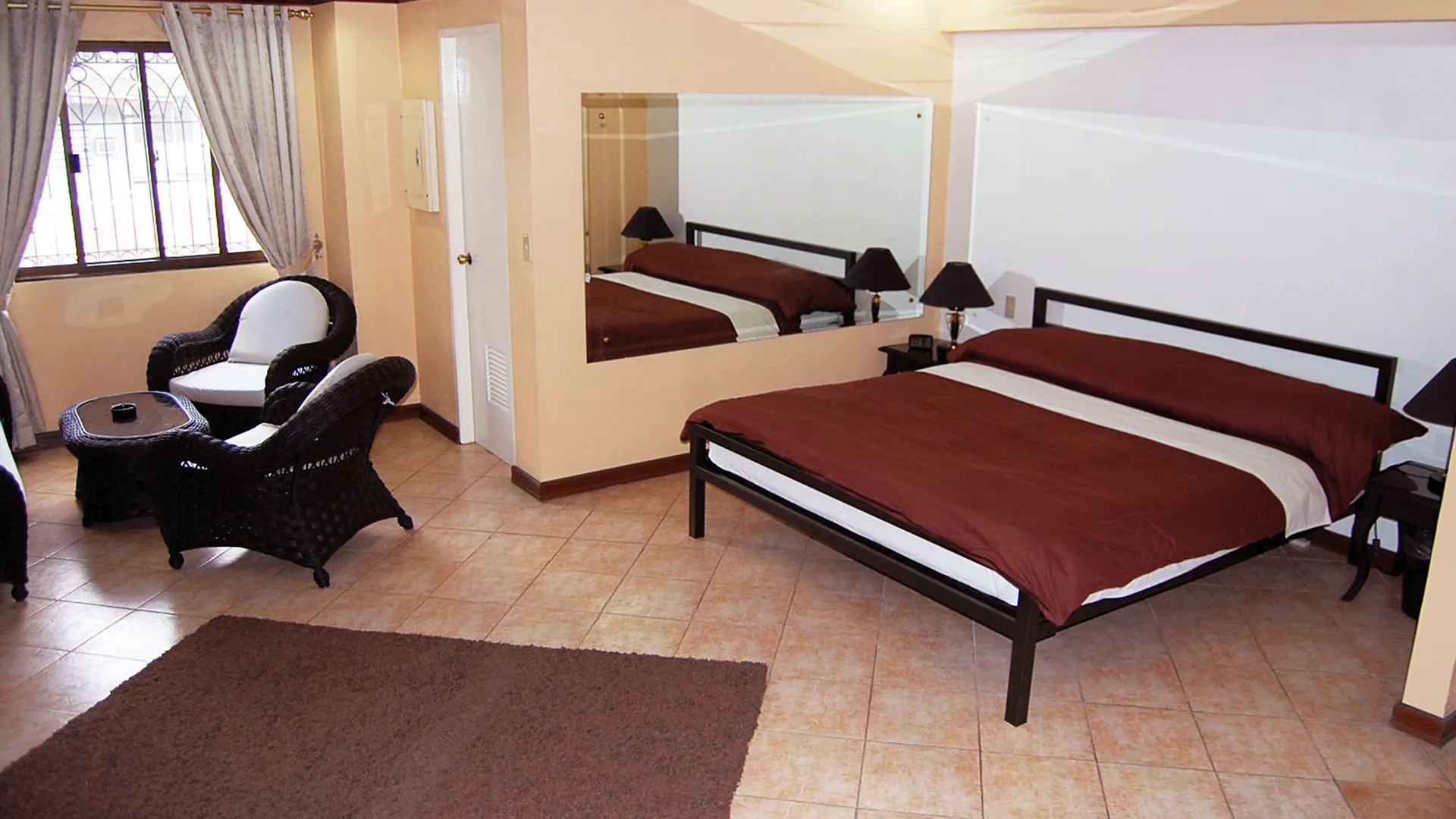 ** 酒店 Apartelle Royal 安吉利斯 菲律宾