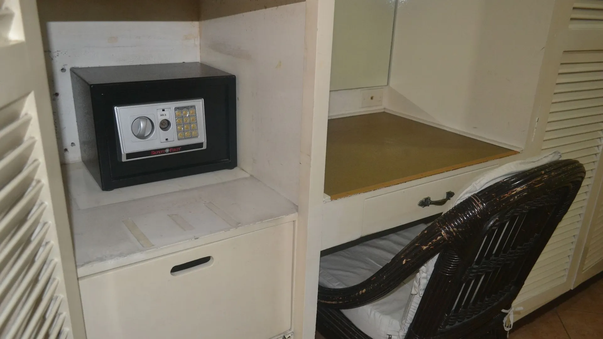 ** 酒店 Apartelle Royal 安吉利斯 菲律宾