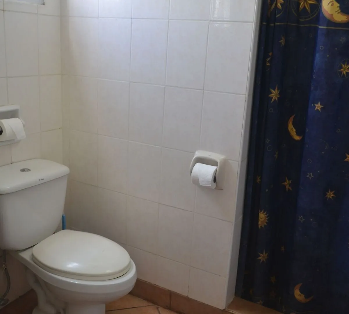 Apartelle Royal 安吉利斯 酒店