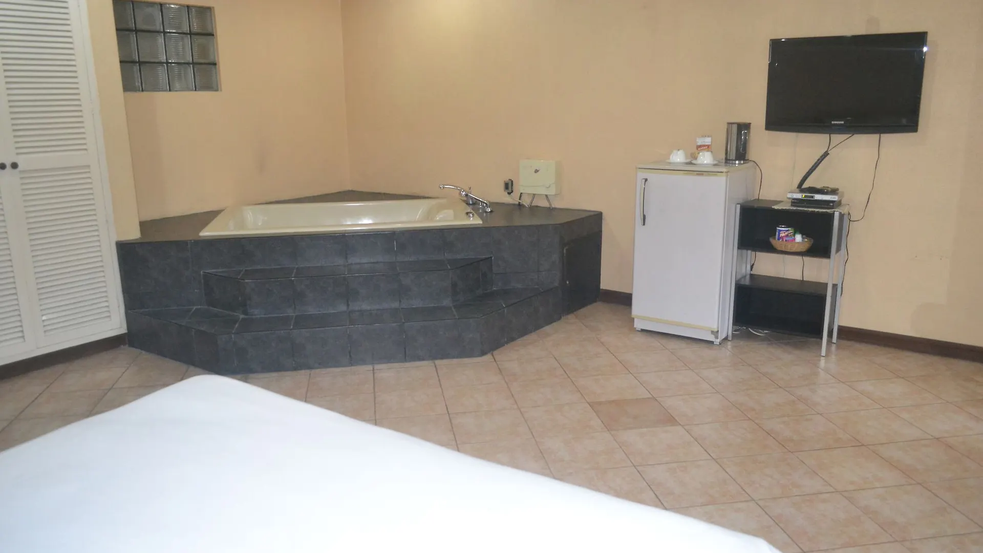 Apartelle Royal Ángeles Filipinas