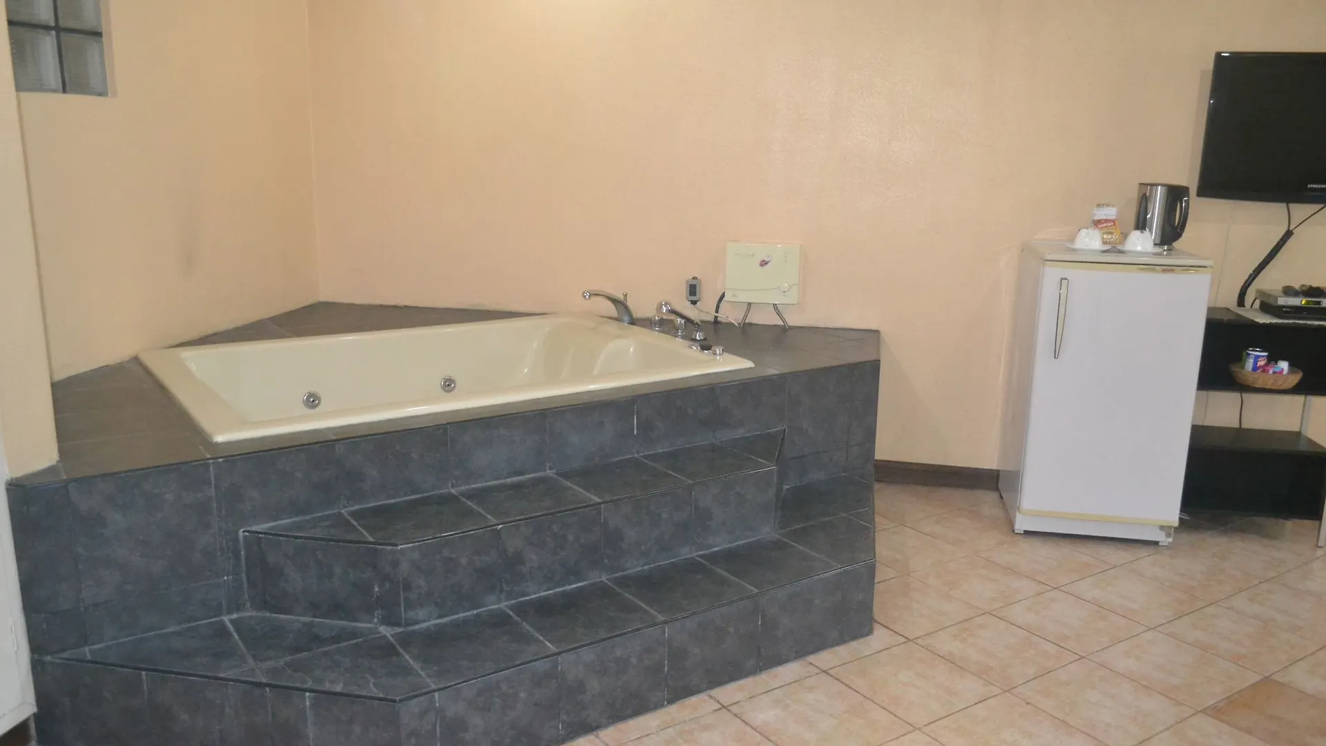 Apartelle Royal Ángeles Filipinas